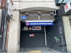 parking couvert à la location -   59000  LILLE, surface 0 m2 location parking couvert - UBI441516881